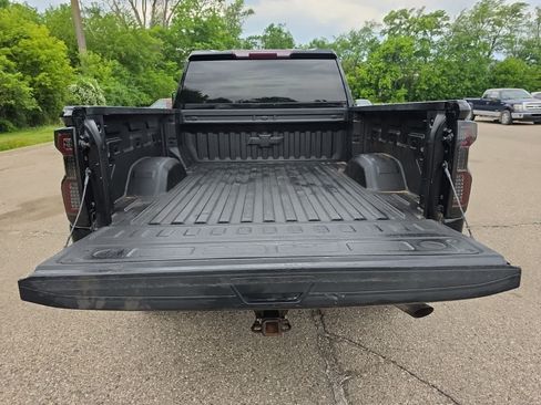 Used 2020 Chevrolet Silverado 2500 Custom w/ Custom Value Package AWD/4WD image 29