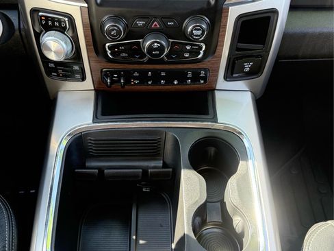 Used 2015 RAM 1500 Laramie w/ Convenience Group AWD/4WD image 22