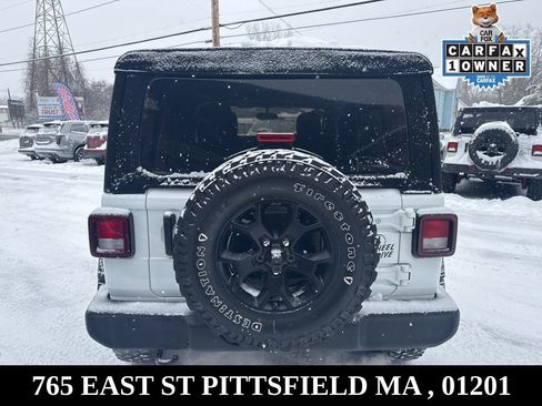 Used 2022 Jeep Wrangler Unlimited Willys image 6