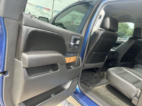 Used 2017 Chevrolet Silverado 1500 LTZ w/ LTZ Plus Package AWD/4WD image 15