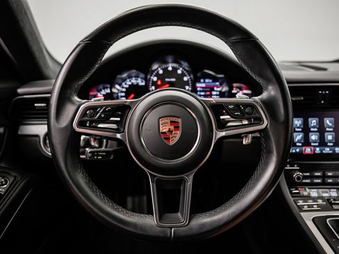 Used 2019 Porsche 911 Carrera 4S AWD/4WD image 10
