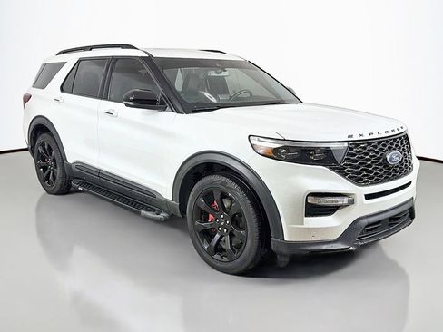 Used 2023 Ford Explorer ST w/ Equipment Group 401A AWD/4WD image 2