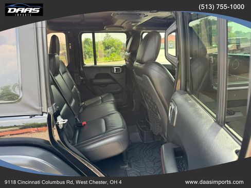 Used 2018 Jeep Wrangler Unlimited Rubicon AWD/4WD image 36
