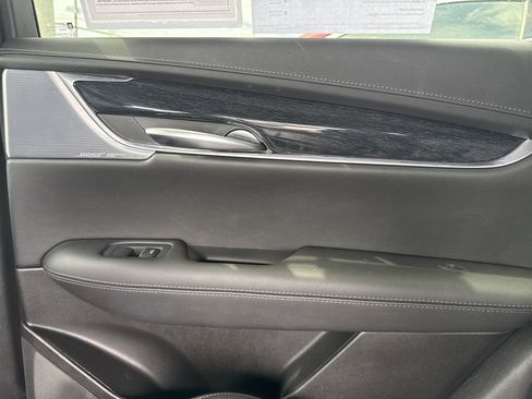 Used 2024 Cadillac XT5 Premium Luxury image 31