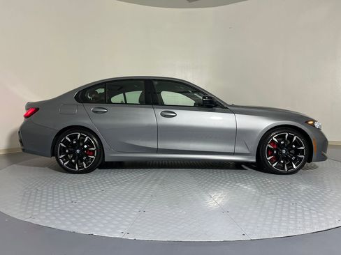 Used 2025 BMW 330i xDrive Sedan w/ M Sport Package AWD/4WD image 7