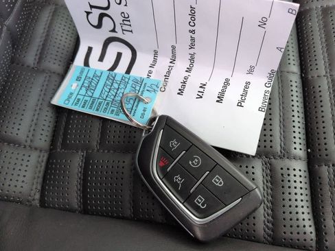 Certified 2024 Cadillac Escalade Sport Platinum w/ LPO, ONYX Package image 38