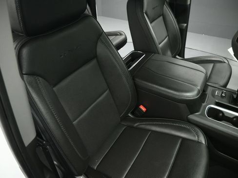 Used 2025 GMC Sierra 1500 Denali w/ Technology Package AWD/4WD image 56