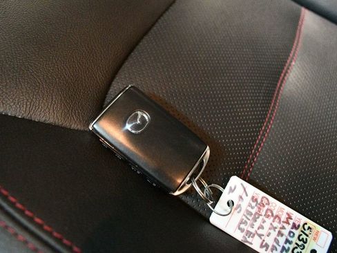 Used 2022 MAZDA CX-5 Carbon Edition image 72