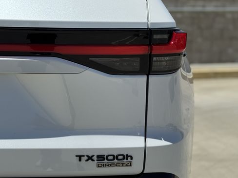 New 2026 Lexus TX 500h AWD image 13