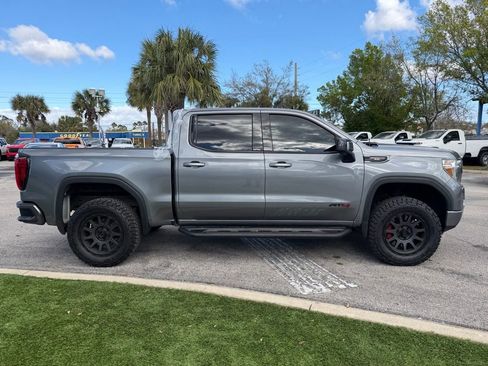 Used 2020 GMC Sierra 1500 AT4 w/ AT4 Premium Package image 3