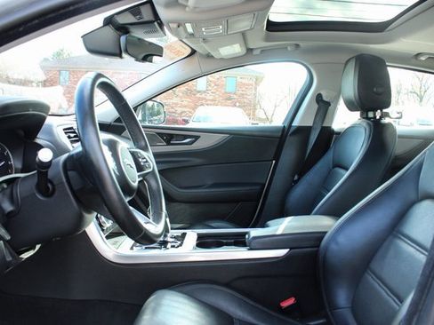 Used 2020 Jaguar XE S image 13