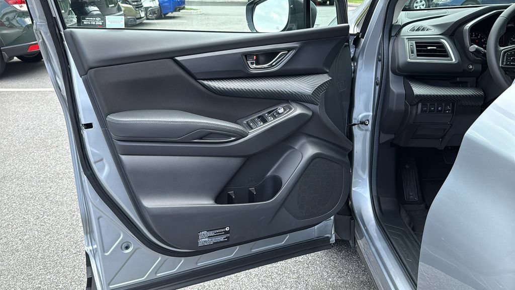 Certified 2025 Subaru Ascent Premium AWD/4WD image 9