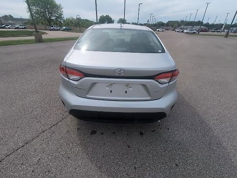 Certified 2025 Toyota Corolla LE image 6