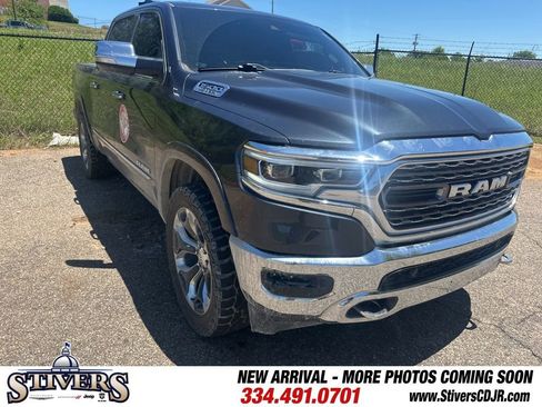 Used 2019 RAM 1500 Limited RWD image 2