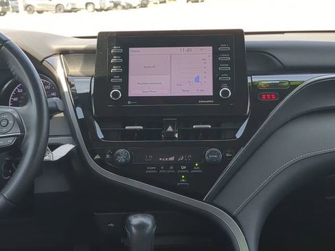 Used 2023 Toyota Camry SE image 17