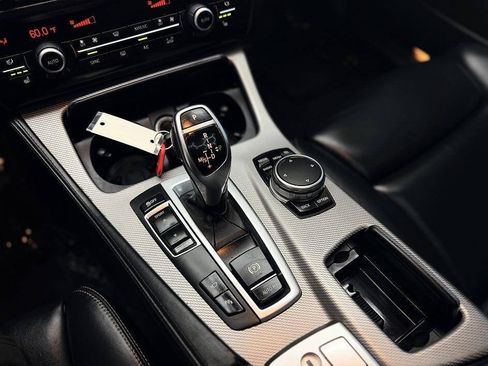 Used 2015 BMW 550i Sedan RWD image 18