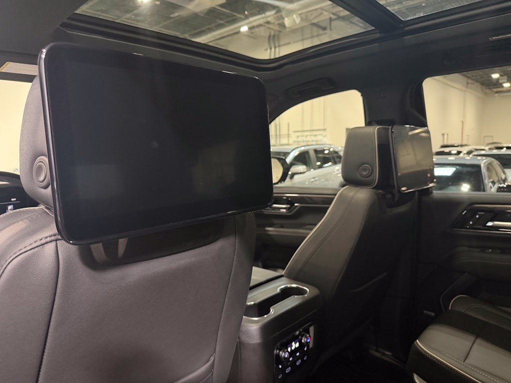 Used 2026 GMC Yukon Elevation w/ Elevation Premium Package RWD image 29