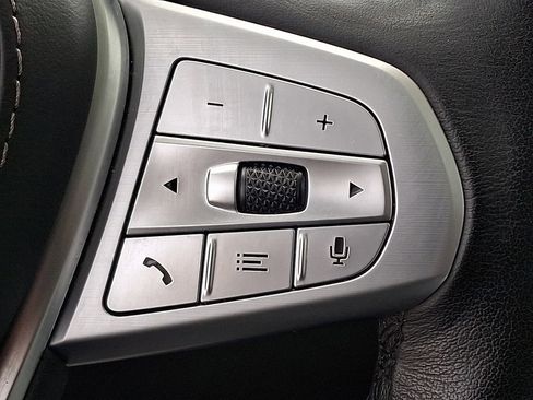 Certified 2025 BMW X7 xDrive40i AWD/4WD image 25