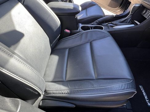 Used 2016 Toyota Corolla S Premium image 23