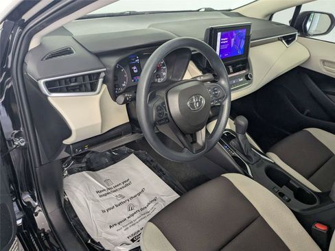 Certified 2023 Toyota Corolla LE FWD image 9
