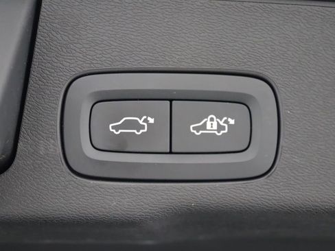 Used 2020 Volvo XC60 T6 Inscription AWD/4WD image 39