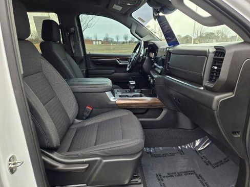 Used 2023 Chevrolet Silverado 1500 RST image 7