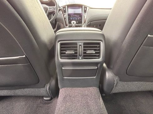 Used 2018 INFINITI Q50 Luxe w/ Essential Package (3.0T Luxe) image 18