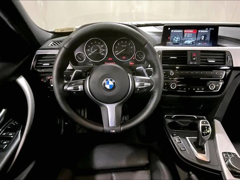 Used 2018 BMW 330i xDrive Sedan w/ M Sport Package image 5