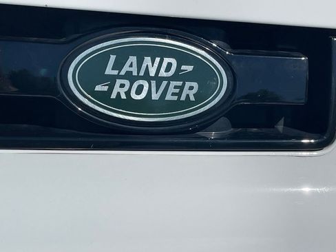 Used 2023 Land Rover Defender 110 S AWD/4WD image 10