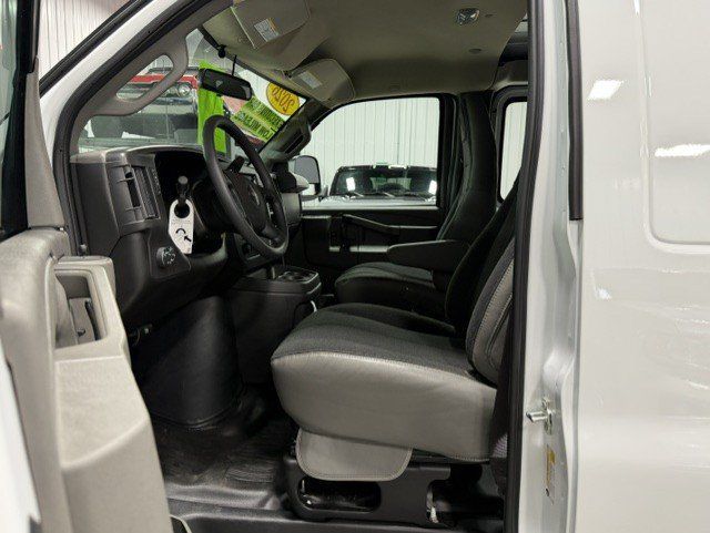 Certified 2026 GMC Savana 3500 Extended w/ Driver Convenience Package RWD image 11