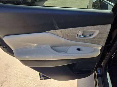 Used 2023 Nissan Murano SL w/ SL Moonroof Package FWD image 15