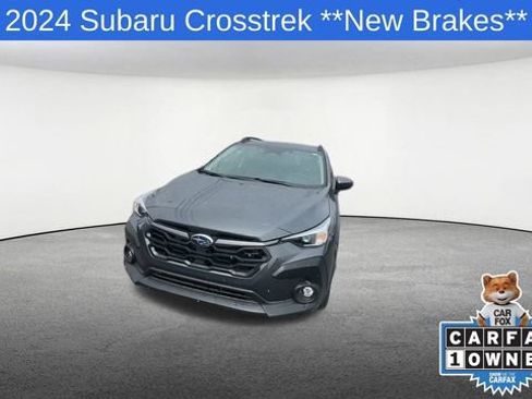 Used 2024 Subaru Crosstrek 2.0i Premium image 3