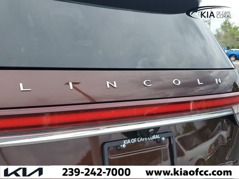 Used 2020 Lincoln Aviator Reserve w/ Elements Package Plus AWD/4WD image 8