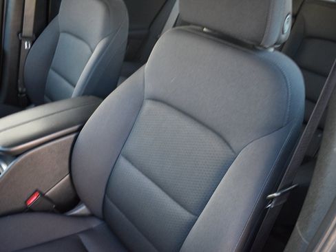 Used 2024 Chevrolet Malibu LT image 11