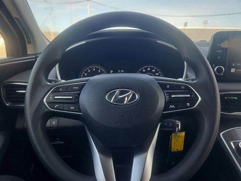 Used 2022 Hyundai Santa Fe SE image 15
