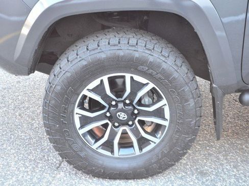 Used 2023 Toyota Tacoma TRD Sport image 13