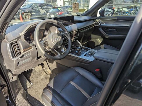 Used 2025 MAZDA CX-90 3.3 Turbo S w/ Premium Package image 3