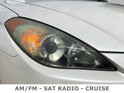 Used 2004 Toyota Solara SE FWD image 32