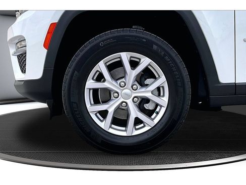 Certified 2022 Jeep Grand Cherokee Limited AWD/4WD image 52