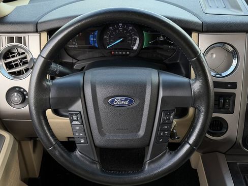 Used 2017 Ford Expedition EL XLT w/ Equipment Group 202A RWD image 14
