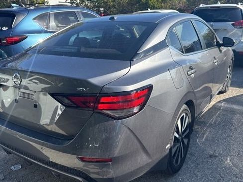 Used 2023 Nissan Sentra SV w/ SV Premium Package image 12