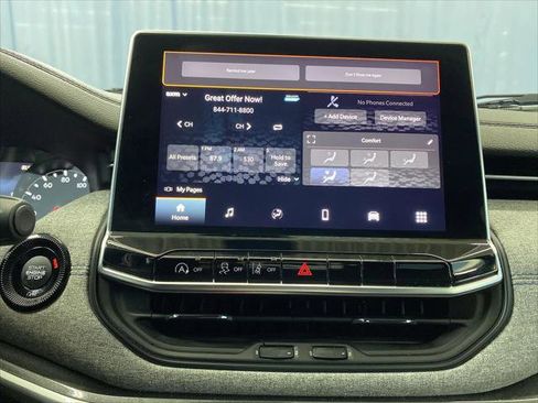 Certified 2024 Jeep Compass Latitude image 16