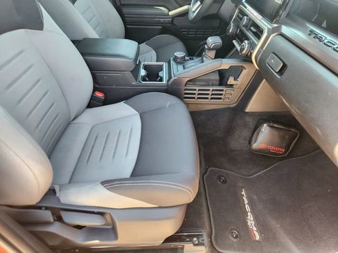 Certified 2025 Toyota Tacoma TRD Sport image 14