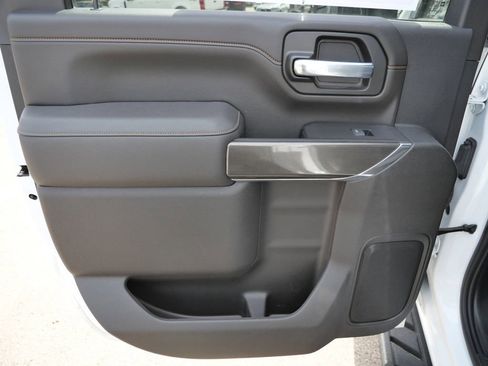 Used 2023 GMC Sierra 2500 AT4 w/ AT4 Premium Plus Package image 26