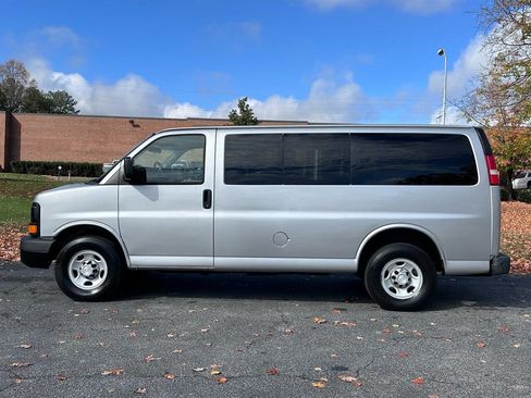 Used 2014 Chevrolet Express 2500 LS image 5