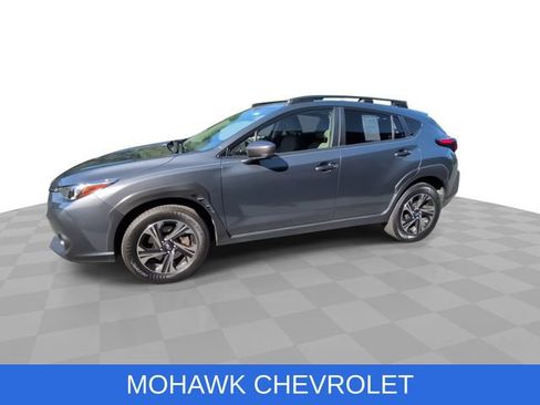 Used 2024 Subaru Crosstrek 2.0i Premium AWD/4WD image 4