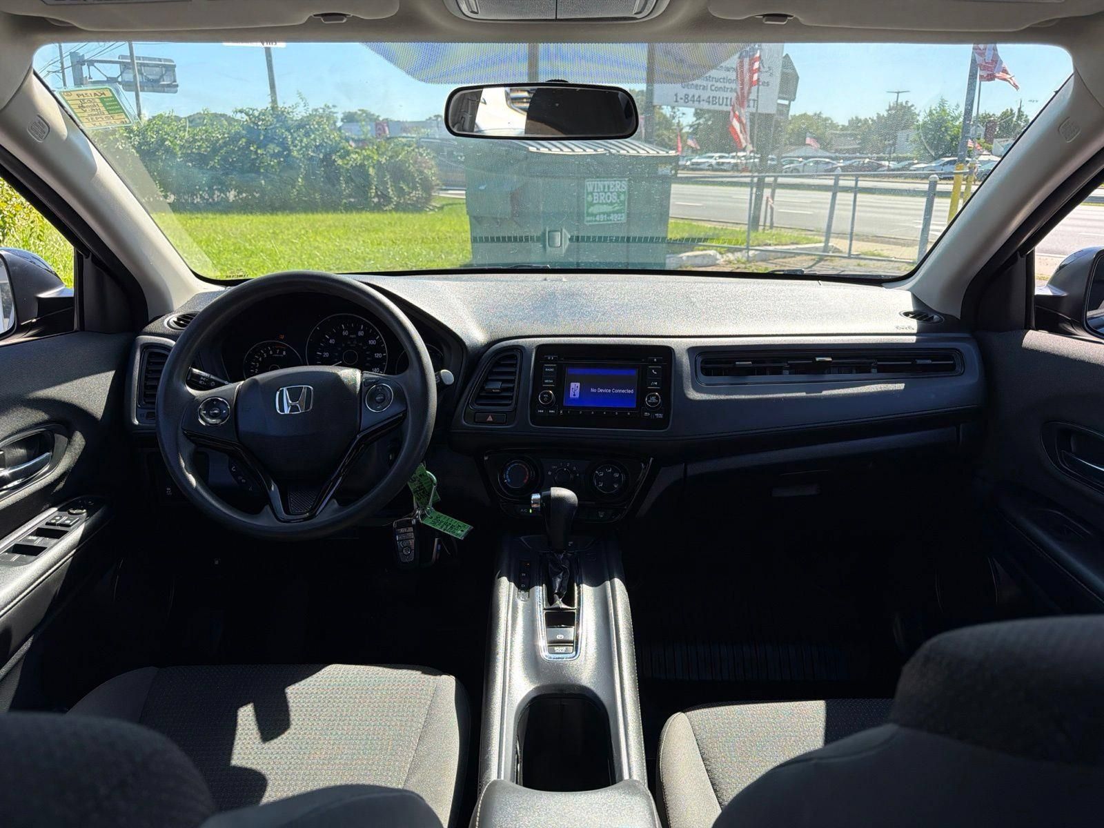 Used 2021 Honda HR-V LX image 18