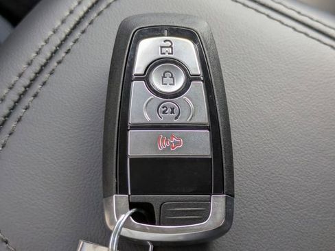 New 2026 Ford Maverick Lariat w/ Black Appearance Package AWD/4WD image 29