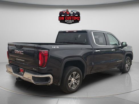 Used 2025 GMC Sierra 1500 SLT AWD/4WD image 7