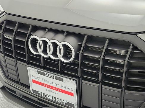 Used 2025 Audi Q3 2.0T Premium w/ Convenience Package image 24